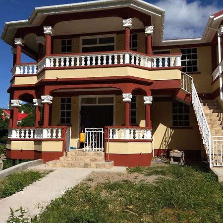 Emmas Eden Apartment Roseau Exterior photo